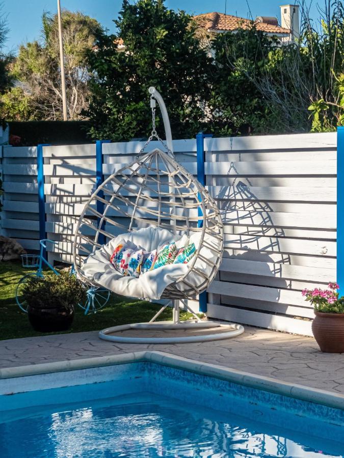 Greek Island Style 2 Bedroom Villa With Pool Next To The Sea Larnaca Extérieur photo