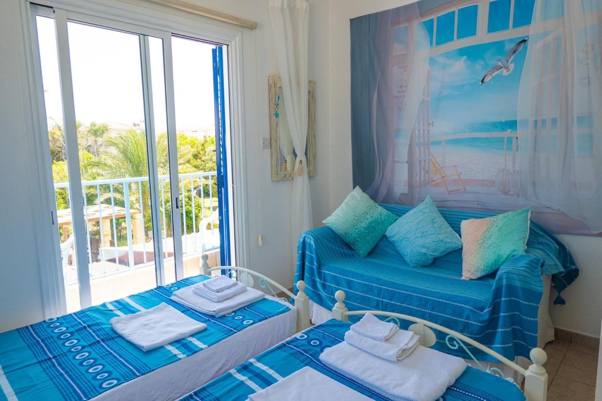 Greek Island Style 2 Bedroom Villa With Pool Next To The Sea Larnaca Extérieur photo